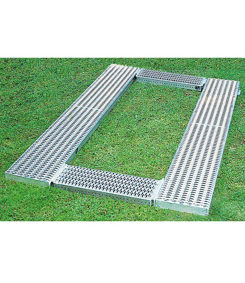 2 Längsroste 300x3000 mm, 2 Querroste 300x900 mm