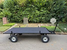 Spezial-Transportwagen, gebremst