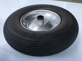 4 Pannensichere Räder (Aufpreis)