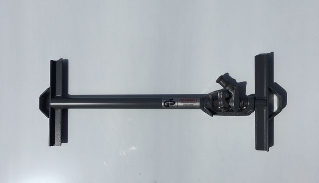 Spannstrebe mit breiten Fußstücken