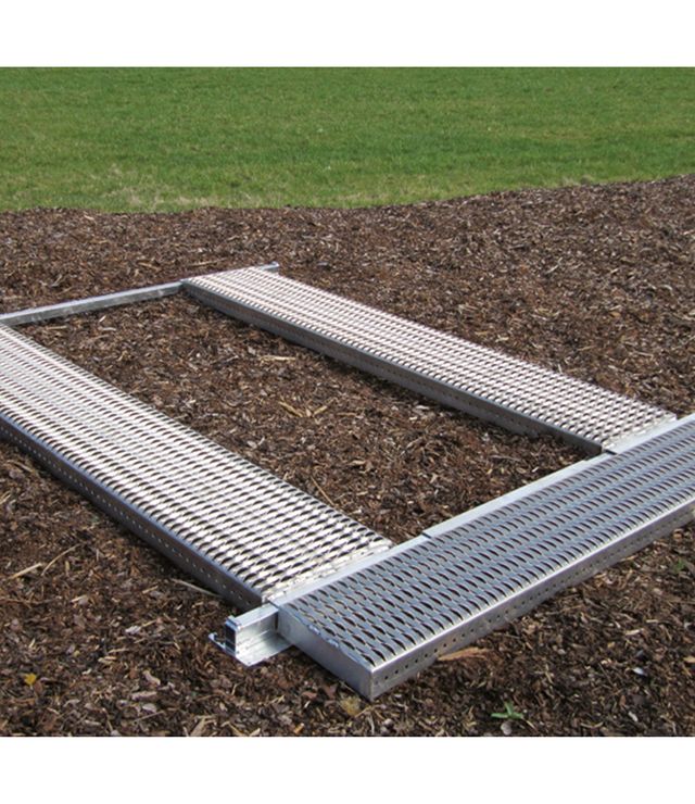 Garnitur von 300 auf 420 mm verbreiterbar