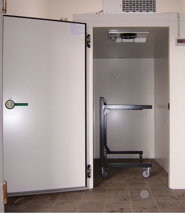 Leichenkühlzelle LKZ 1/2 ohne Boden