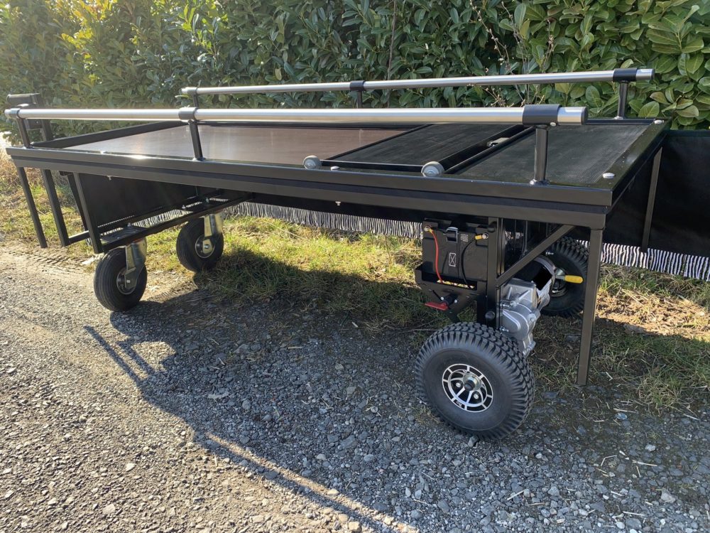 Sargwagen „5550 E“ mit elektrischem Antrieb